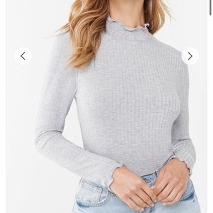 Forever 21 ivory lettuce trim mock neck top